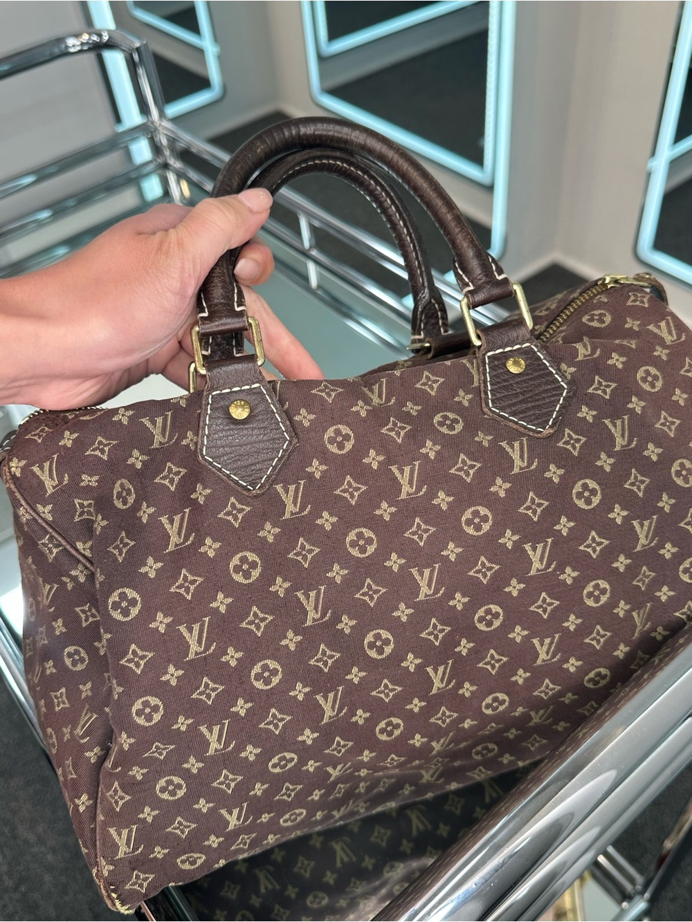 Louis Vuitton Speedy 30 - Picture 9 of 17